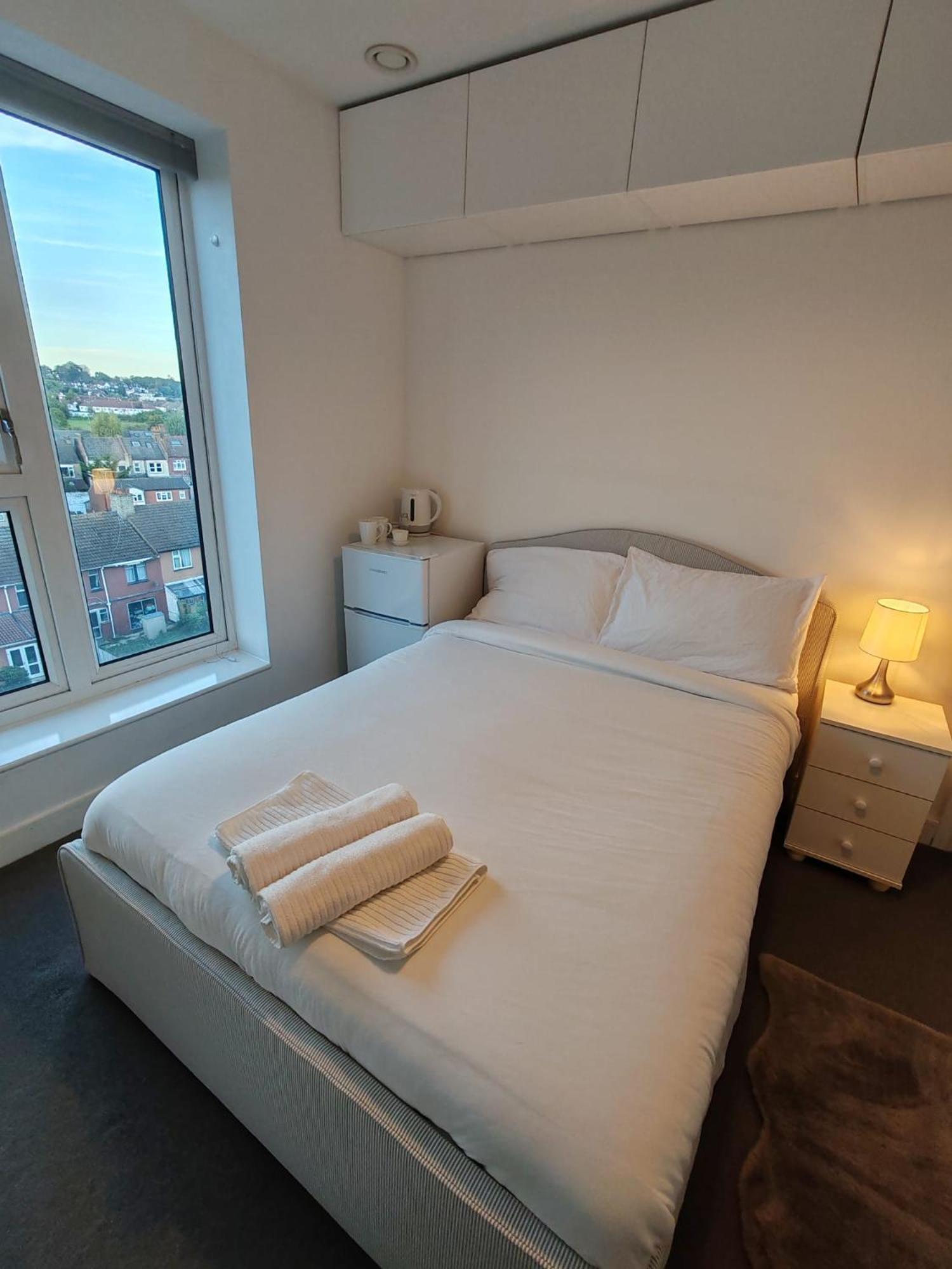 Homestay Sudbury Hill *